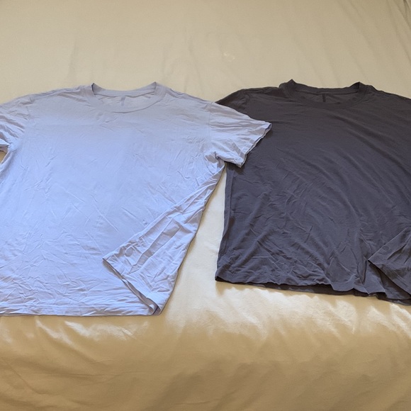 Lululemon boyfriend tees - Picture 6 of 8